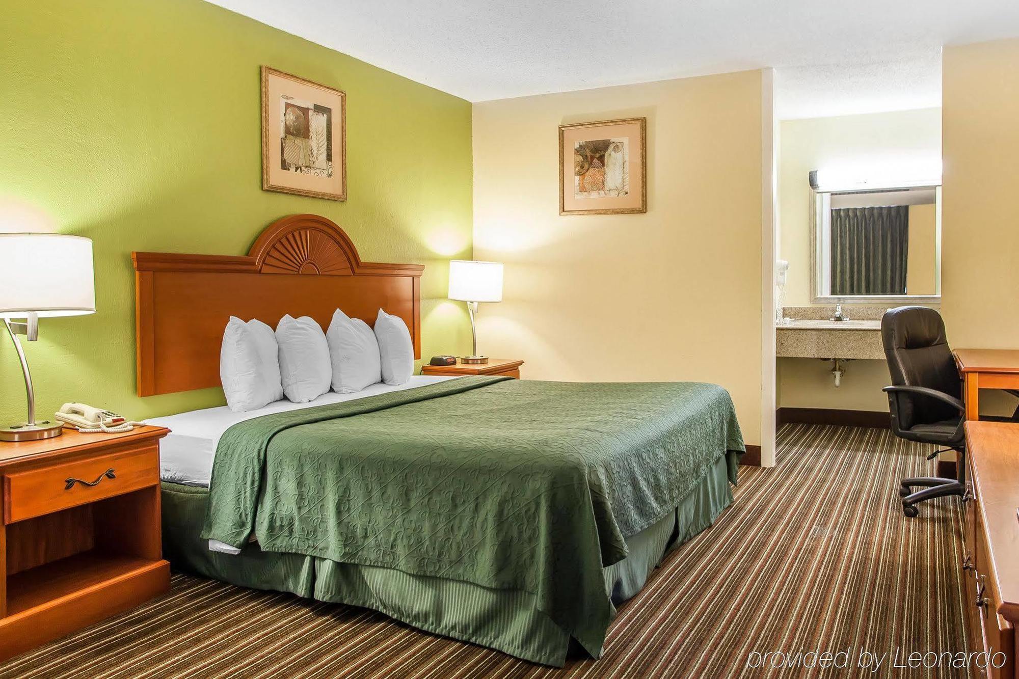 Quality Inn Франклин Екстериор снимка