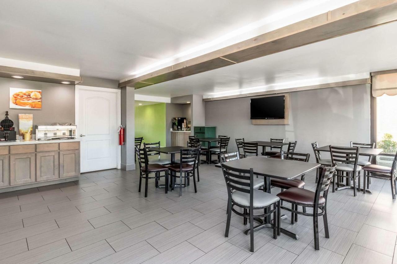 Quality Inn Франклин Екстериор снимка