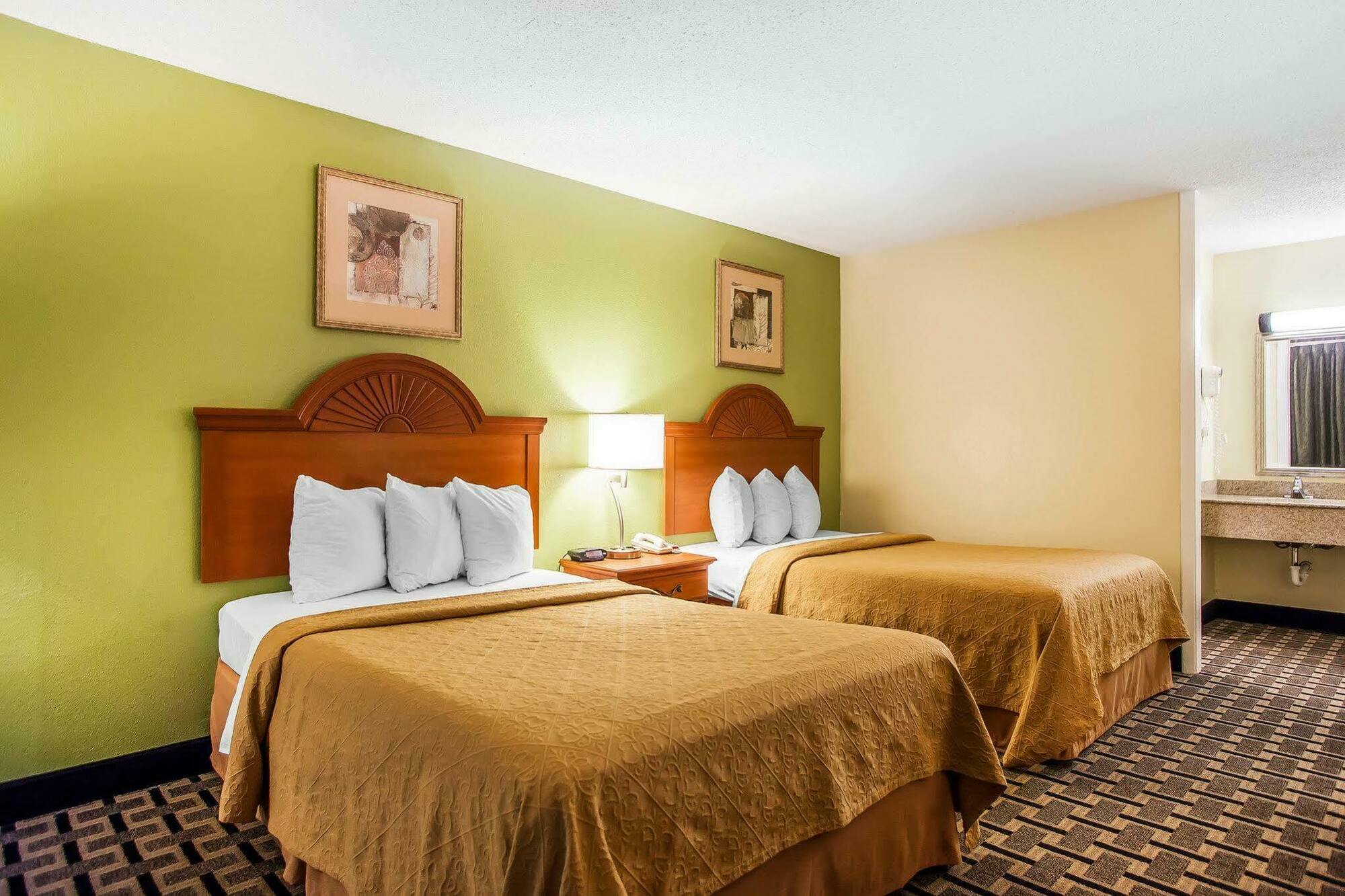 Quality Inn Франклин Екстериор снимка
